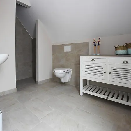 Fiete In Lancken, Cleaning Included *